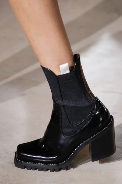 Look 57